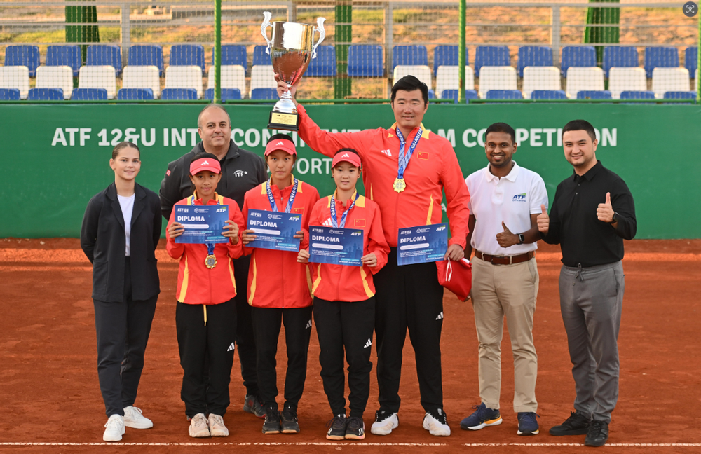 媒体报道 | 世外12岁网球少女，代表中国夺冠