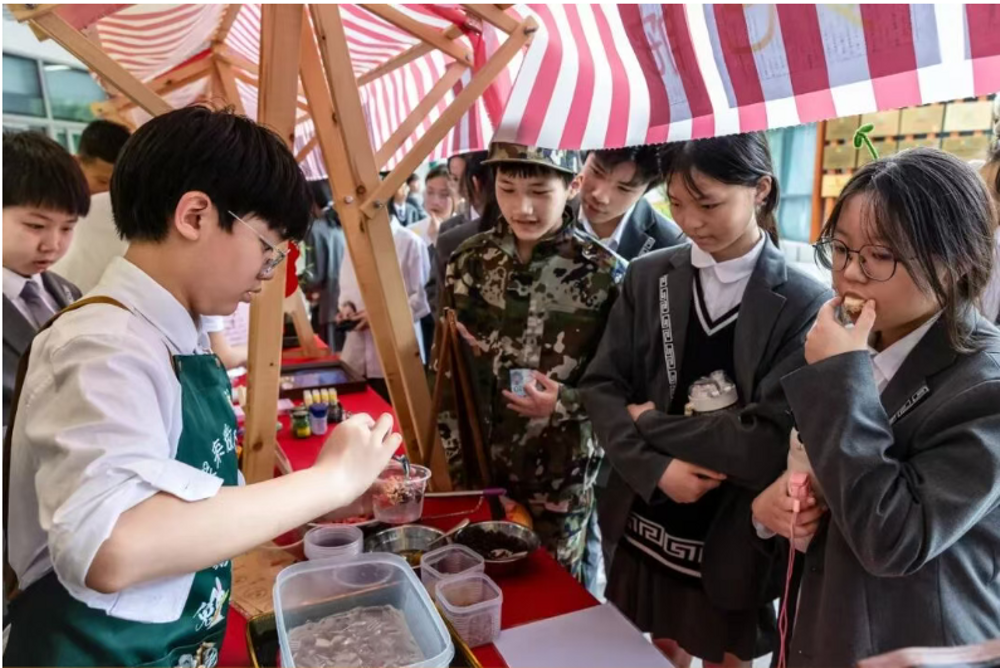 中国教育报： 给学生一片自然生长的原野