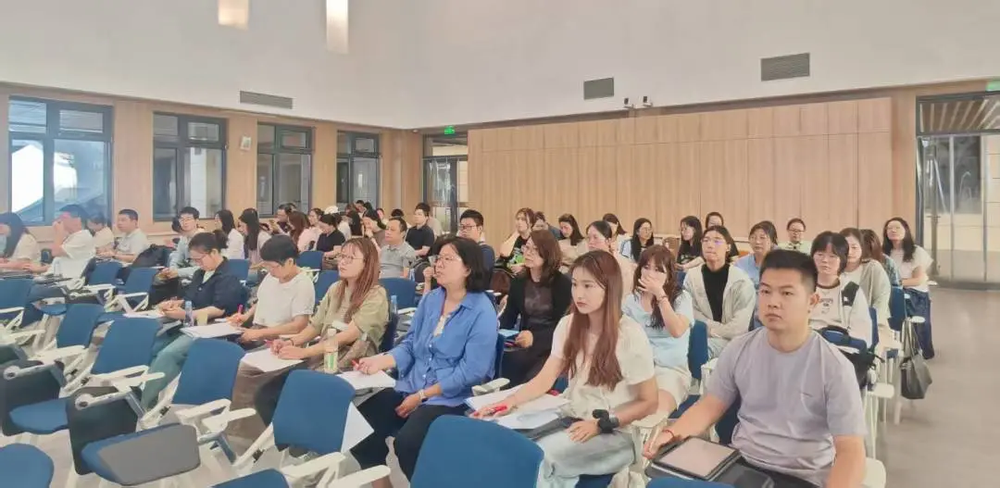 深研新教材 落地新课堂——初中数学“新课标·新教材·新评价”第三学程专题培训顺利举行